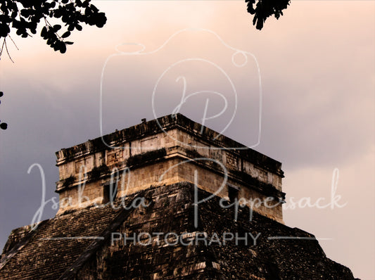 El Castillo